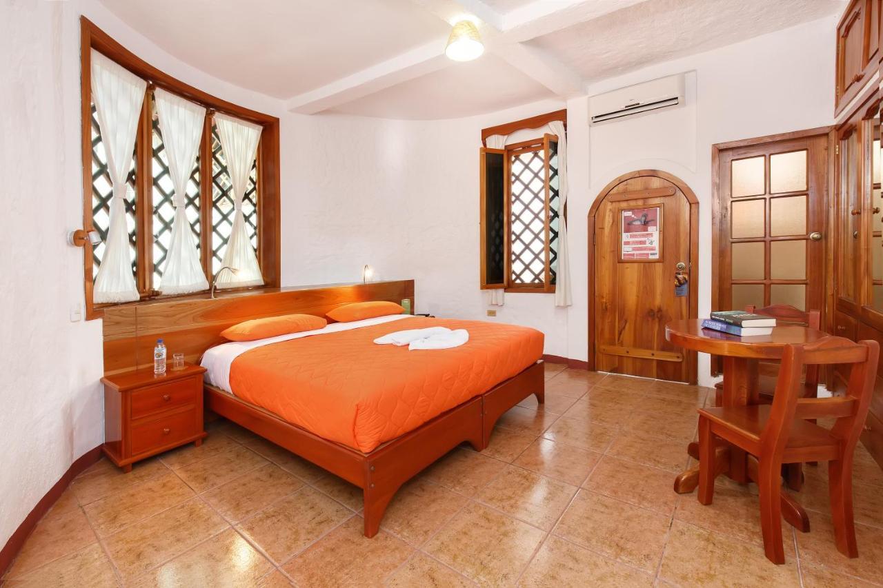 Hotel Mainao Пуэрто-Айора Экстерьер фото